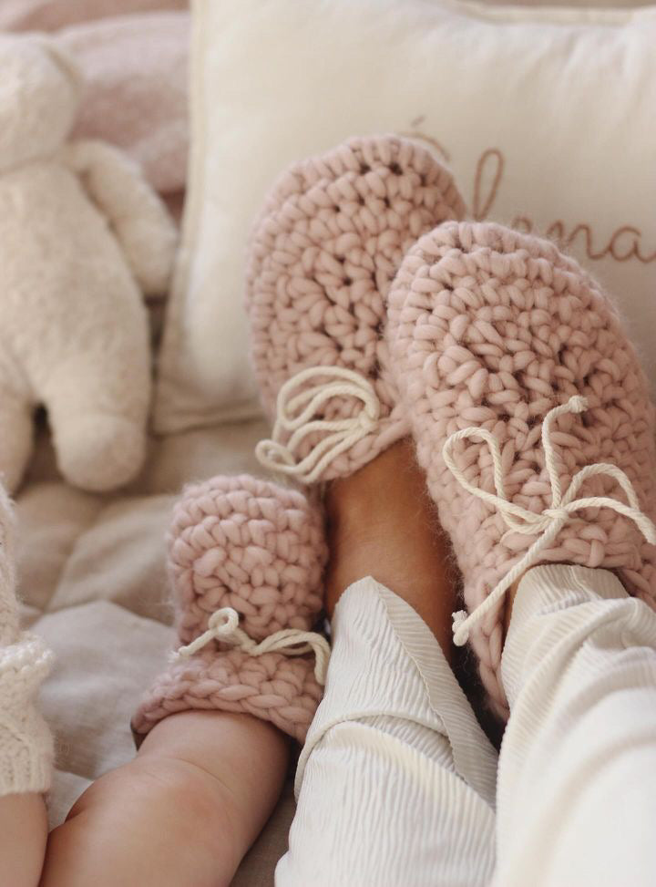 Ensemble cadeau : Pantoufles MAMAN & BÉBÉ