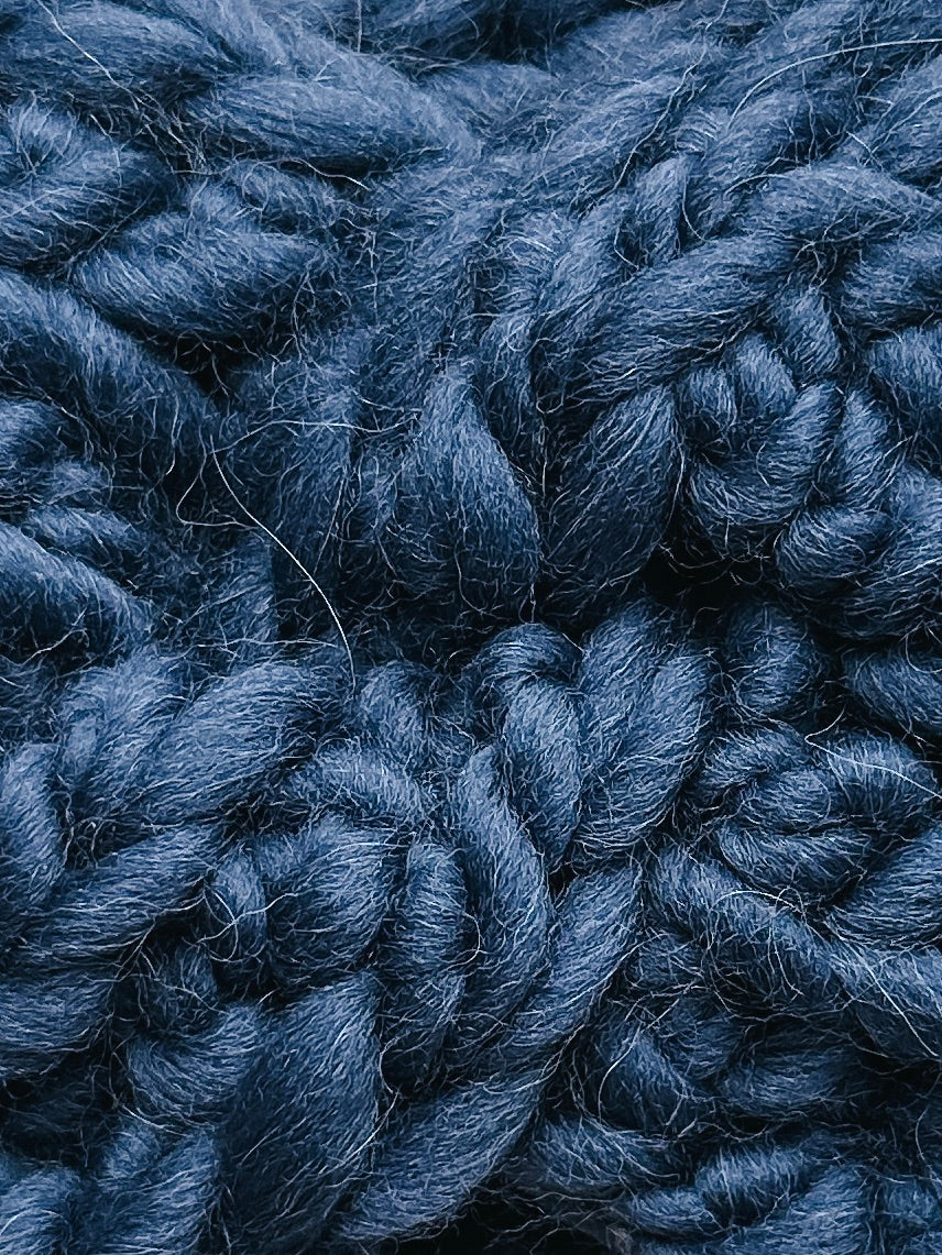 Ensemble de naissance : BONNET ET PANTOUFLES