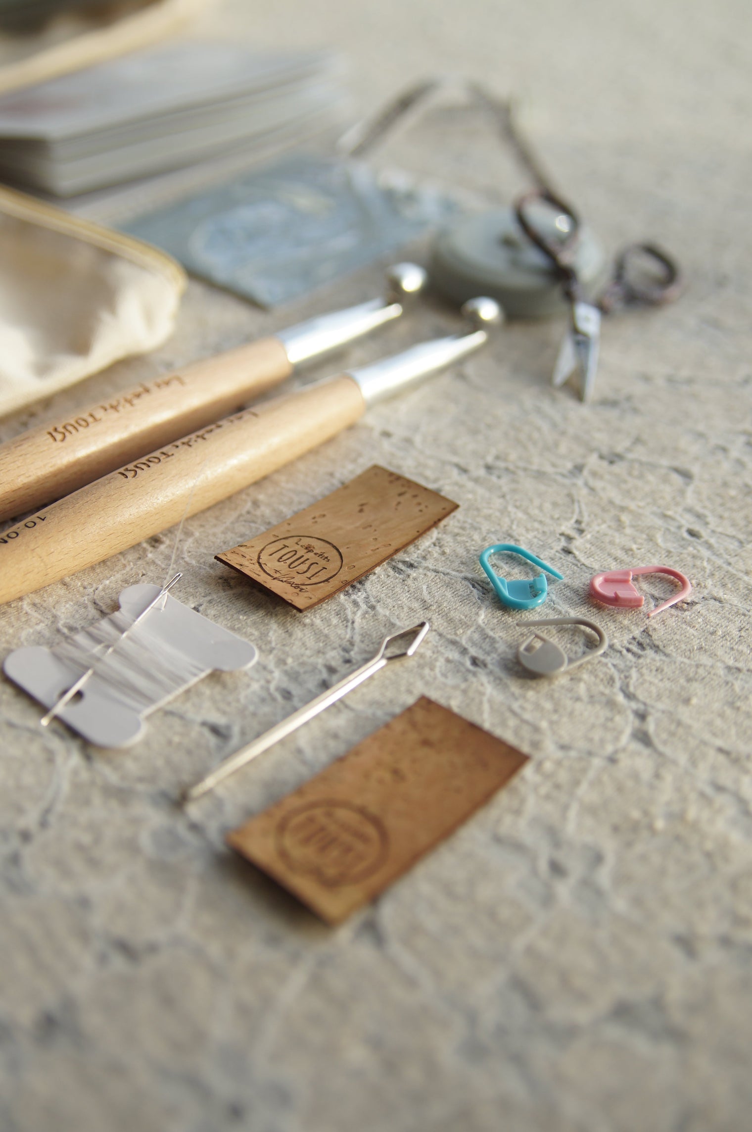 Pochette à outils CROCHETS Tout inclus - Les petits Tousi