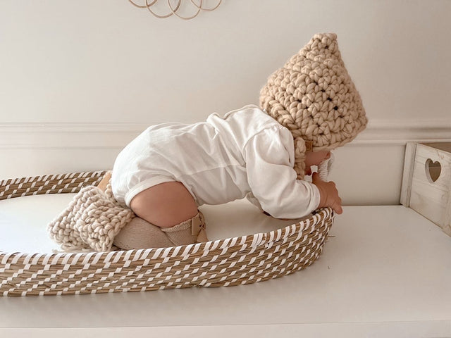 Ensemble de naissance :  BONNET ET PANTOUFLES