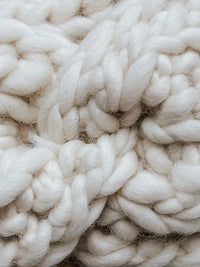 Ensemble de naissance :  BONNET ET PANTOUFLES