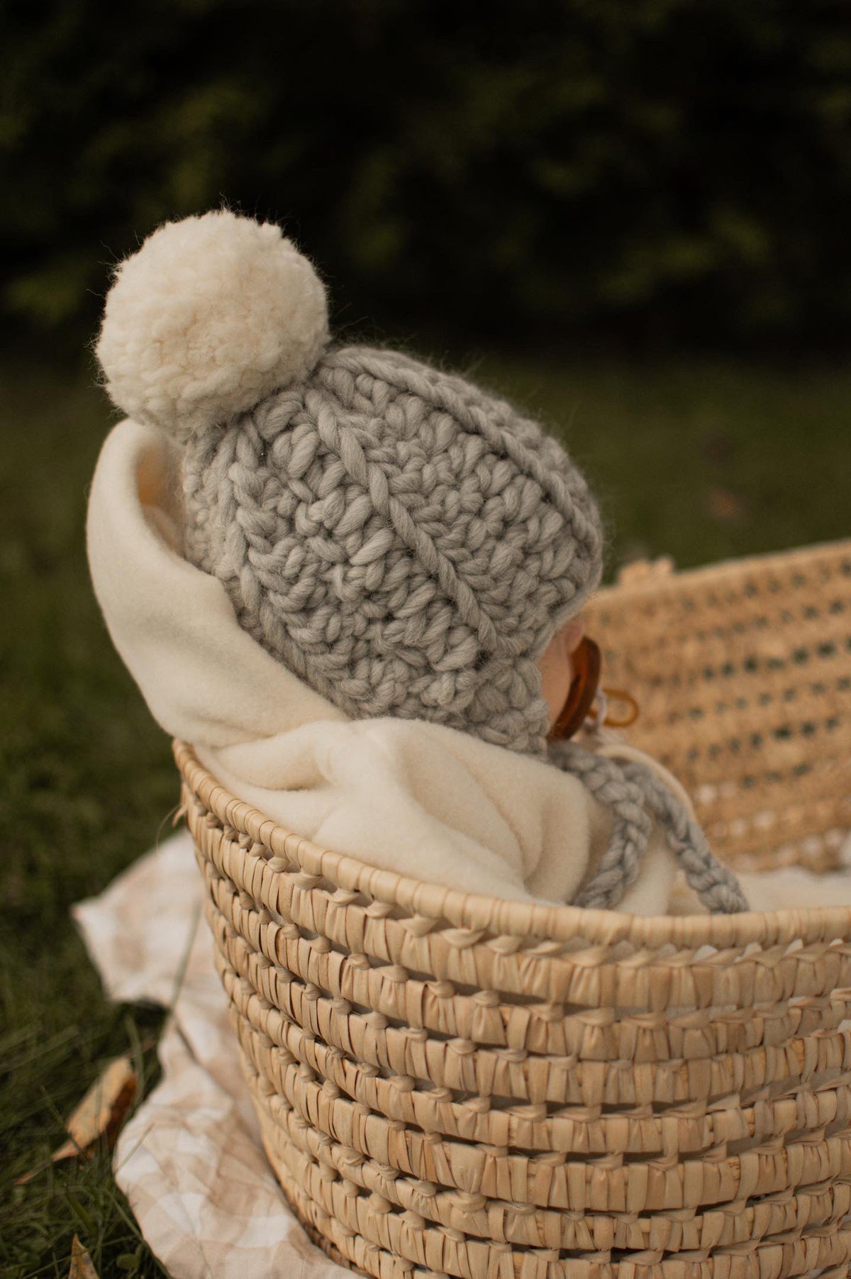 Tuque en laine à pompon LÉON - Précommande - Les petits Tousi