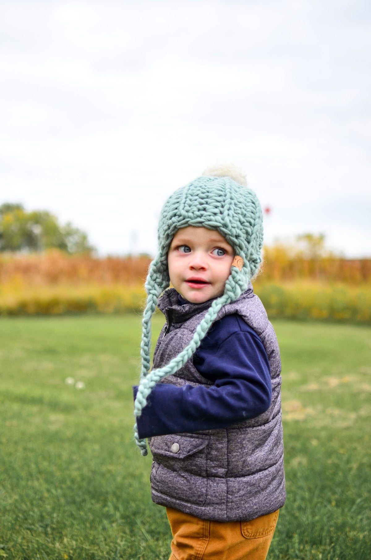 Tuque en laine à pompon LÉON - Précommande - Les petits Tousi