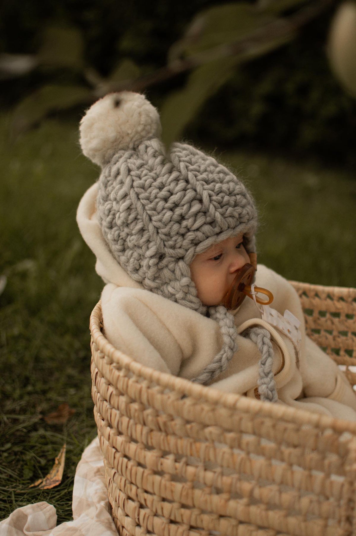 Tuque en laine à pompon LÉON - Précommande - Les petits Tousi