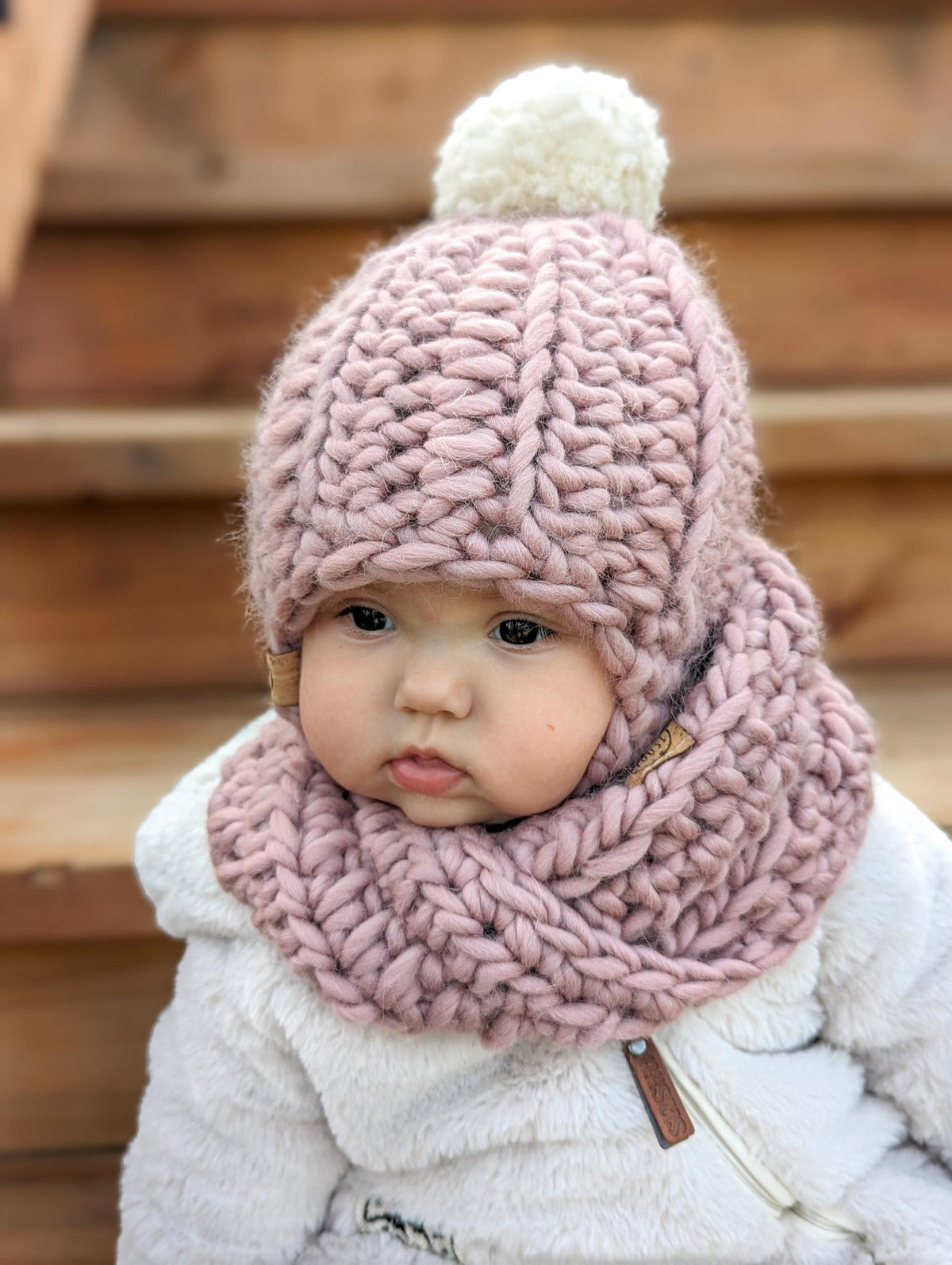 Tuque en laine à pompon LÉON - Précommande - Les petits Tousi